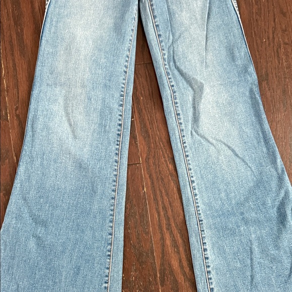 NWT Free People We The Free Blue Flared Jeans Size 24 - Picture 4 of 12
